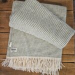 Punkt Wool Throw Green/Cream